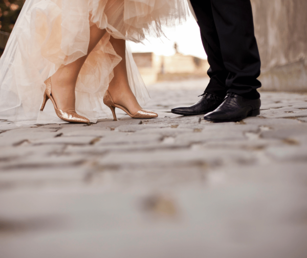 Style Meets Savings: How to Find Your Dream Wedding Dress Without Breaking the Bank